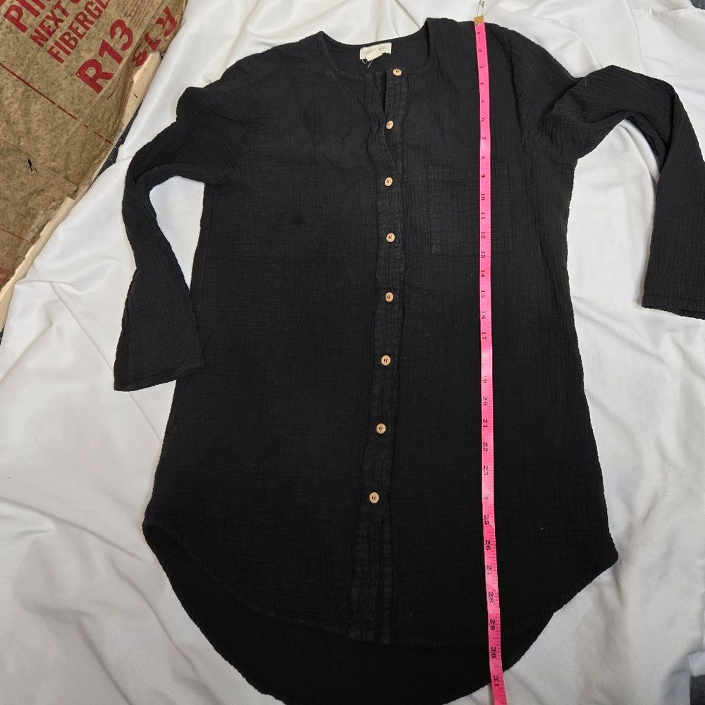 Sister Katie Sally Black Charcoal Gauzy Long Sleeve Button Up Tunic Top M — image 7 of 8